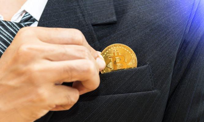 bitcoin-suit-wall-street-institutional-investor-760x400_副本